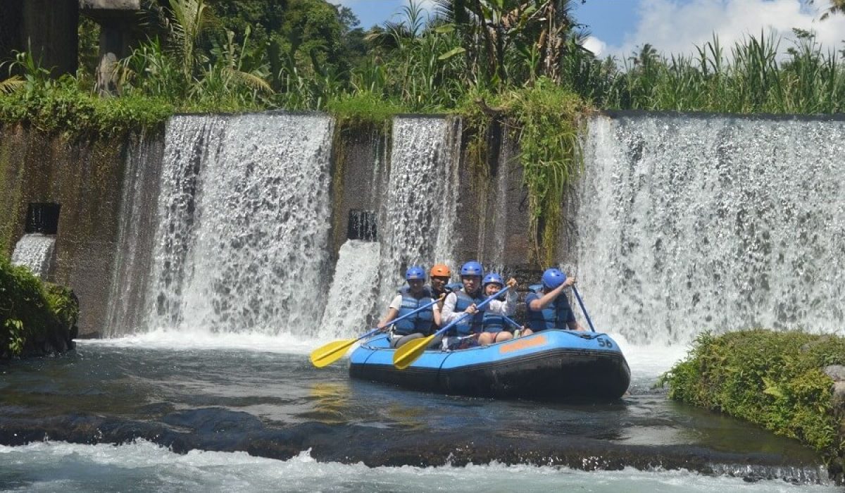 Rafting-Telaga-Waja-River