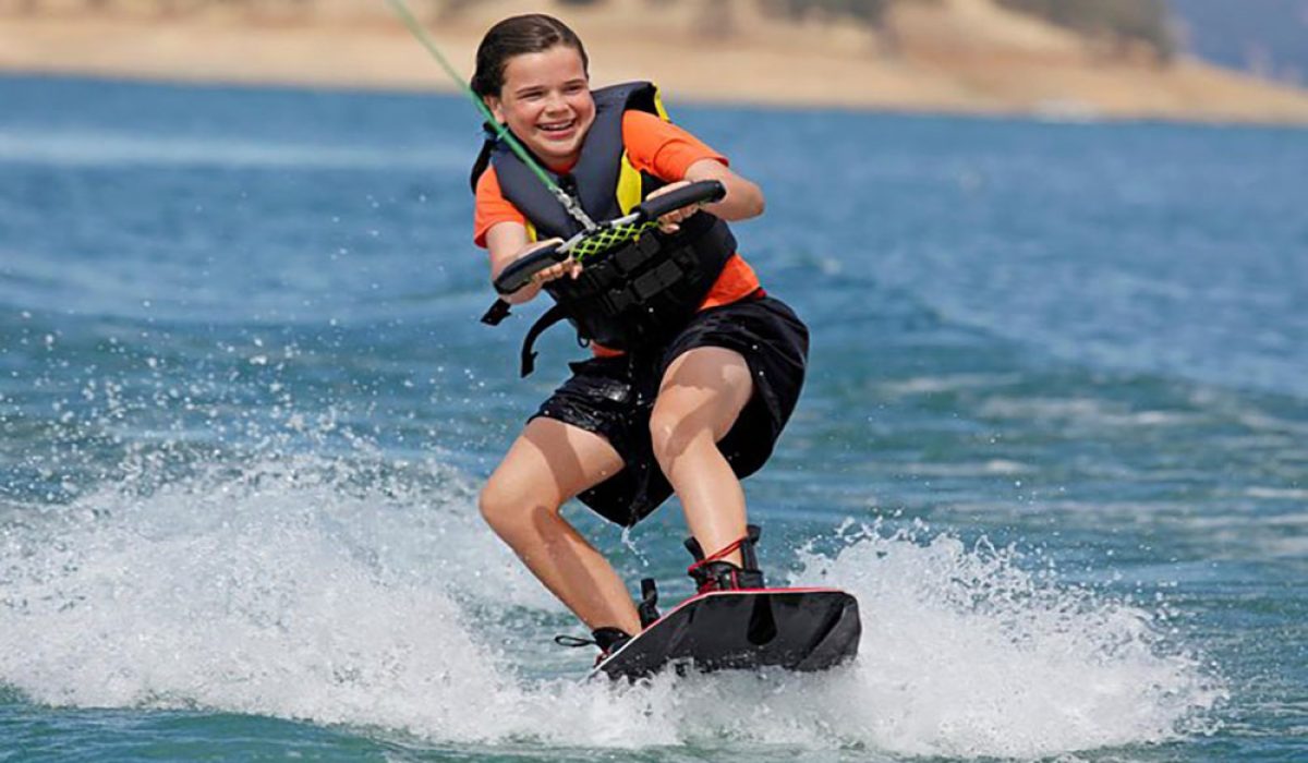 Wake-board-Paket-Wisata-Bali