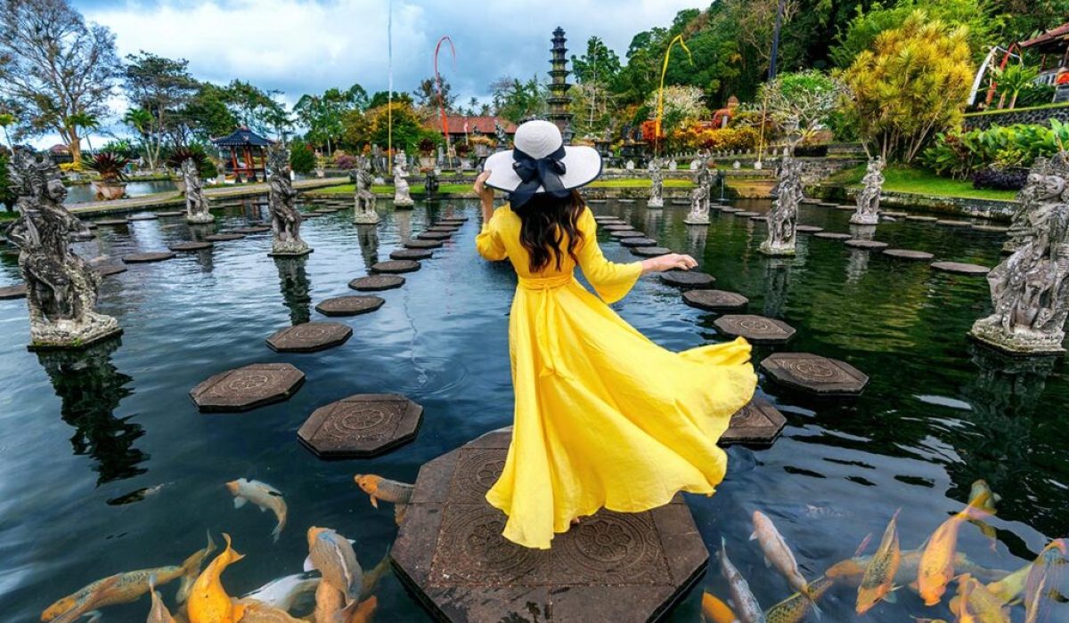 exploring-bali_s-tirta-gangga-water-palace-1024x683
